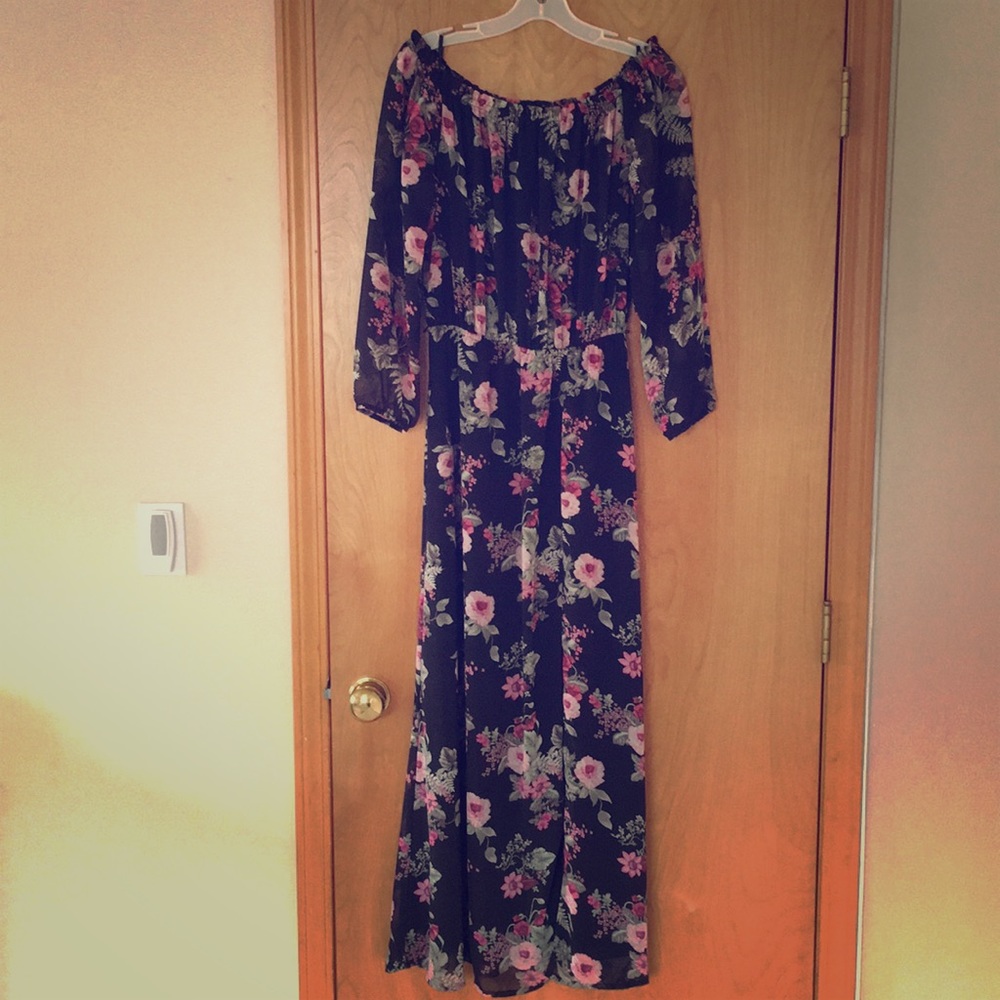 Nine West Off the Shoulder Floral Maxi Dress